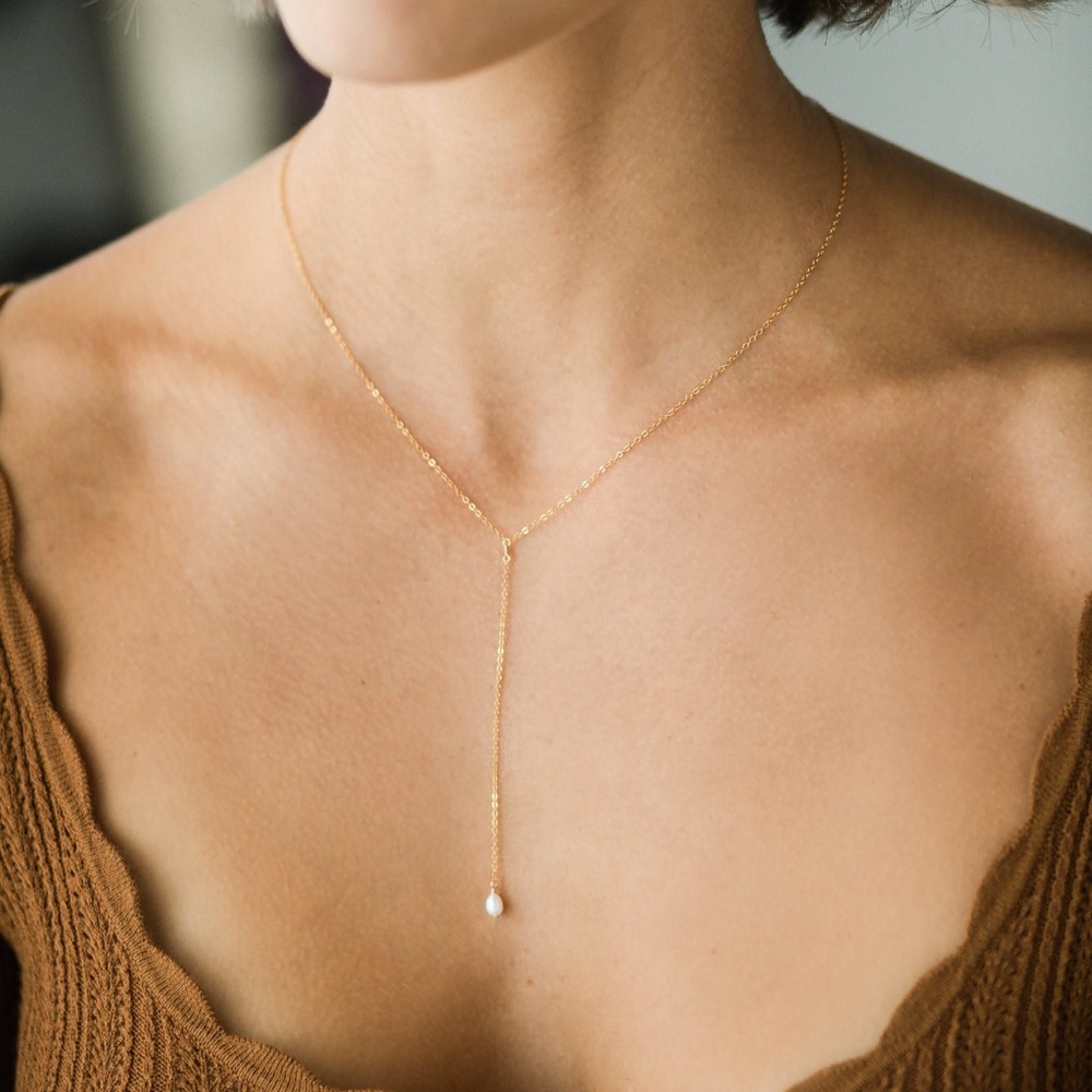 ARIA Lariat Pearl Drop Necklace (new, unworn) 18”, 14k Gold Filled